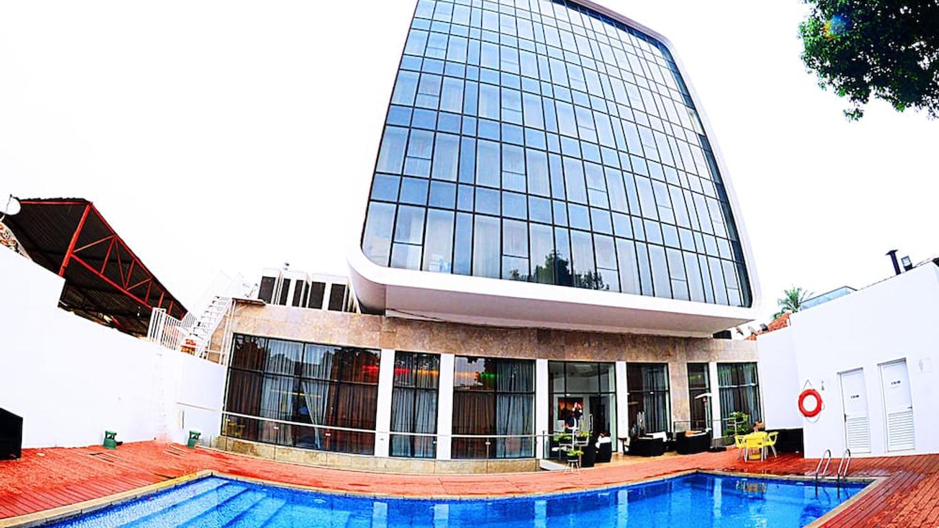 Hotel Ekuikui I