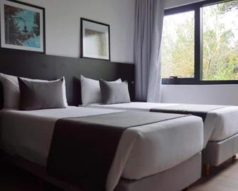 2 Relaxing Rooms With Free Breakfast Near Feria de Mataderos and Arenales - Ituzaingo - Habitación
