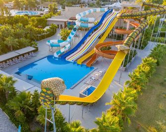 Sunmelia Beach Resort Hotel & Spa - Side - Svømmebasseng