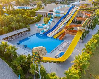 Sunmelia Beach Resort Hotel & Spa - Side - Svømmebasseng