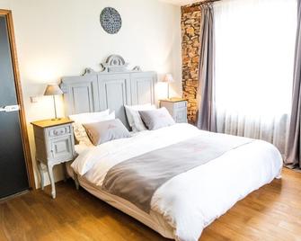 B&B Le Tapis Rouge - Vielsalm - Schlafzimmer