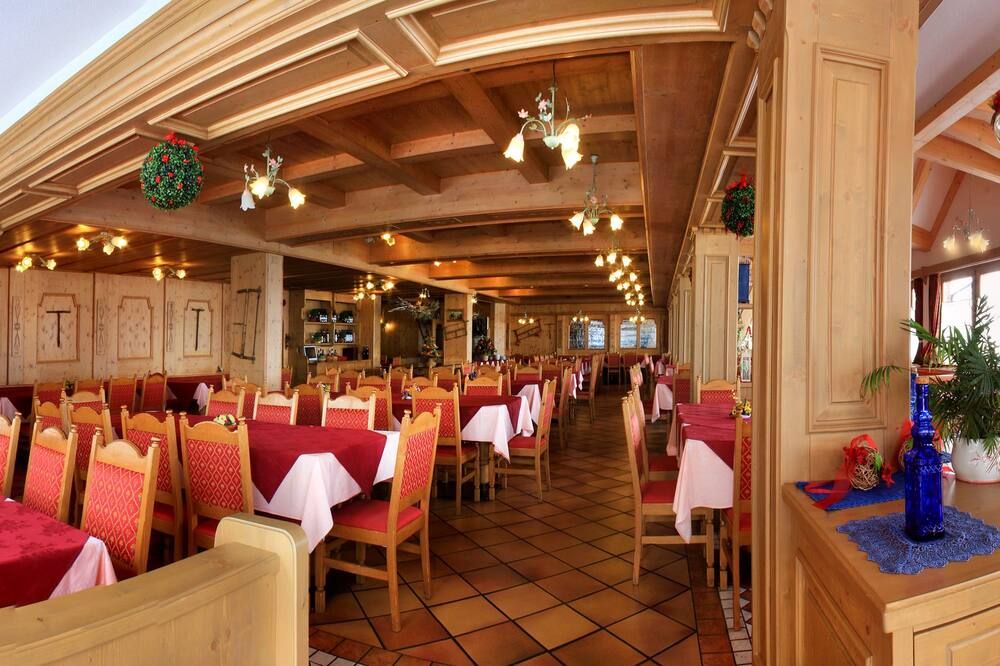 سبورتينج هوتل