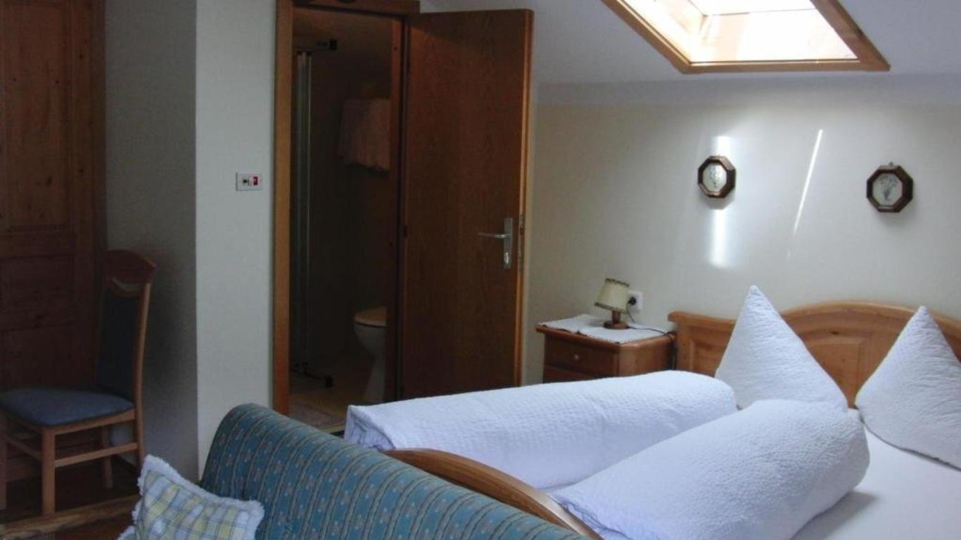 جاستهاوس لويتهالر