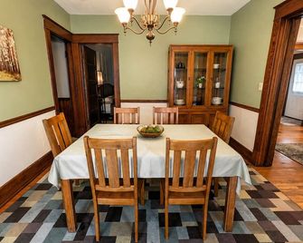 Boulevard Park Apartments - Erie - Comedor