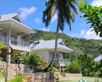 La Trouvaille - Anse Boileau - Toà nhà