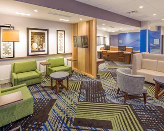 Holiday Inn Express & Suites - Indianapolis Nw - Zionsville, An IHG Hotel - Whitestown - Lounge