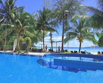 Scarlet Sails Villa - Koh Rong - Piscina