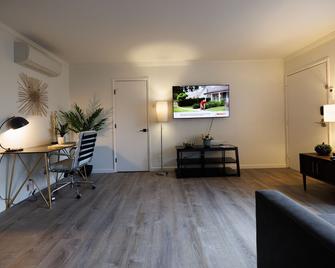 Elegant Place Near Santana Row For Vacation/Work - San Jose - Wohnzimmer