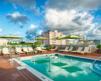 The Claremont Hotel - Miami Beach - Pool