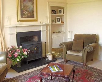 Lornebank Homestay - Lauder - Вітальня