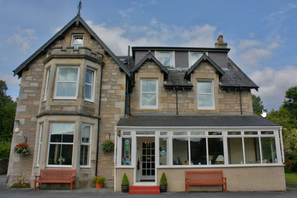 Tigh Na Cloich - פיטלורכי - בניין