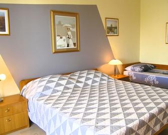 Apartments Oribella - Krk - Schlafzimmer