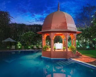 The Grand Imperial - Heritage Hotel - Agra - Uima-allas
