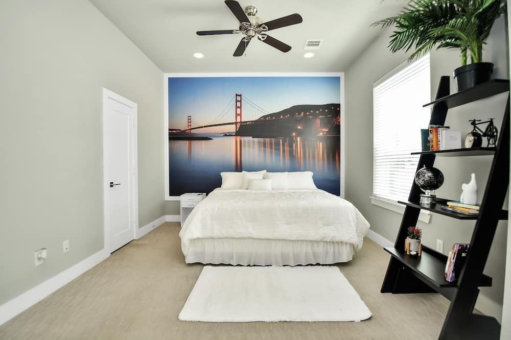 Amazing Rooftop! Downtown Skyline Views!!! Sleeps 15 - יוסטון - חדר שינה