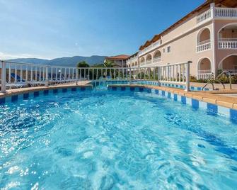 Dennis Studios - Zakynthos - Pool