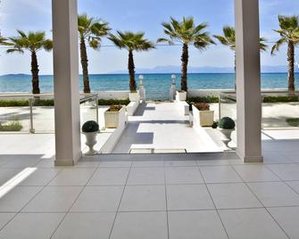 Sidari Beach Hotel - Sidari - Balkón