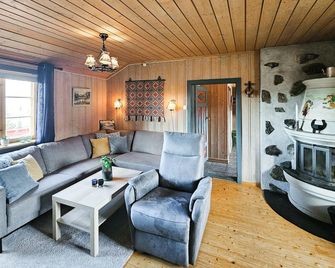 4 Bedroom Awesome Home In Hemsedal - Hemsedal - Living room