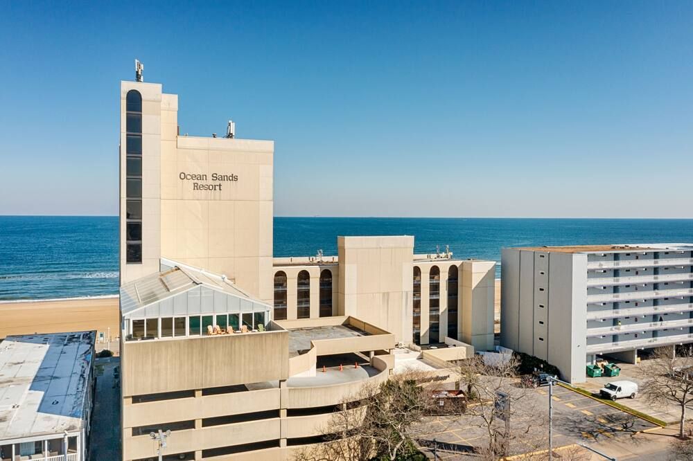 Ocean Sands Resort, Oceanfront, Virginia Beach by Vacatia - Virginia Beach - Outdoors view