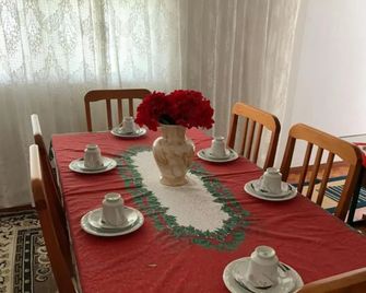 Casa de hospedagem providências - Cachoeira Paulista - Dining room