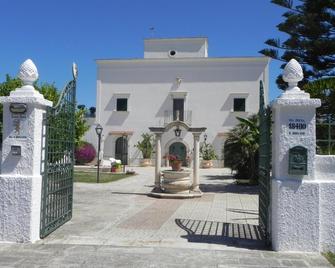 Casal Duca - Pulsano - Building