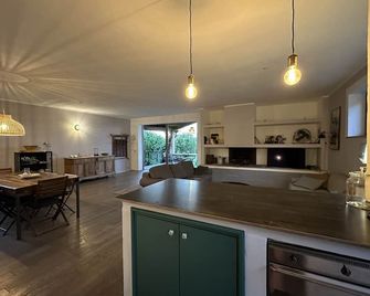 Wonderful villa with swimming pool near the sea. - Capalbio - Küche