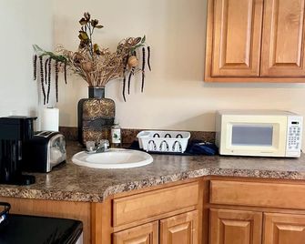 Cozy, Quiet, Comfortable Guest House - Yulee