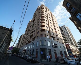 Studio apartments in the centre of Yerevan by Sweet Home - Yerevan - Building