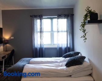 Mosjøen Romutleie - Jernbanegata 2A - Mosjøen - Schlafzimmer