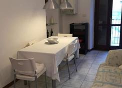 Appartamento A.D. - Alessandria - Dining room