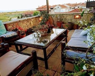 Stone House Andromeda - Psakoudia - Balcón