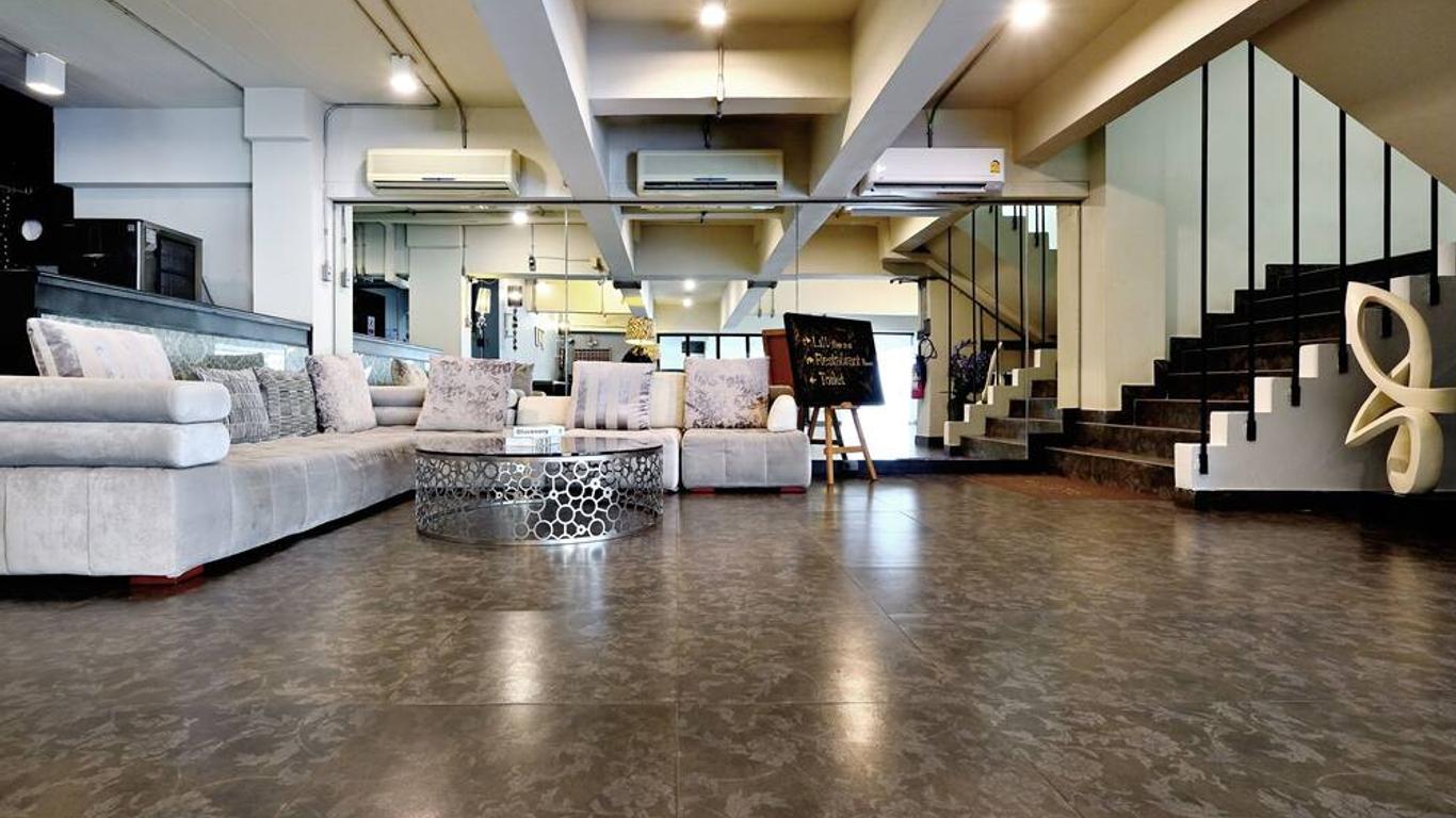 โรงแรมไดอารี่ สวีท