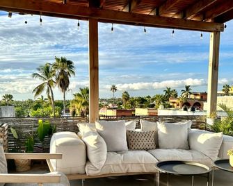 Baja House - Todos Santos - Balcony