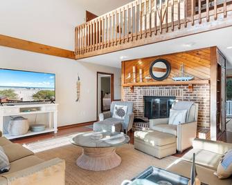 600 Steps Second Row - Pawleys Island - Obývací pokoj