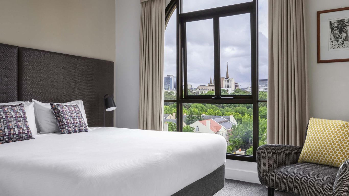 Mantra on Jolimont Melbourne