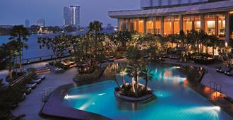 Shangri-La Bangkok - Bangkok - Pool