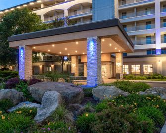 Holiday Inn Express & Suites Philadelphia - King Of Prussia By IHG - King of Prussia - Edificio