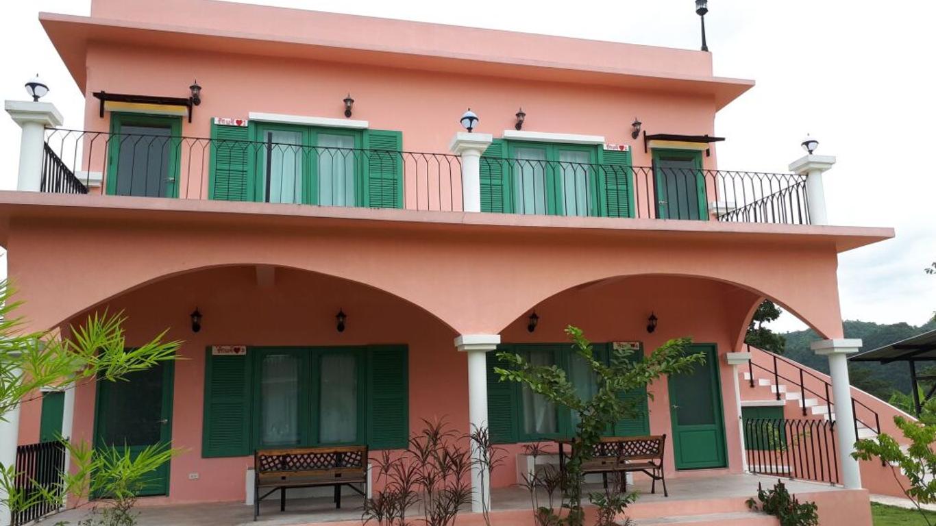 Rak Na Suan Pueng Resort