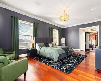 Heated Pool, Hot Tub, Mini Golf, Theater-Sleeps 28 - Frankfort - Bedroom