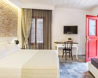 Hotel Off - Chania - Bedroom
