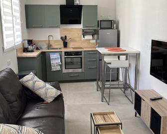 Superbe appart neuf et cosy - Agde - Cuisine