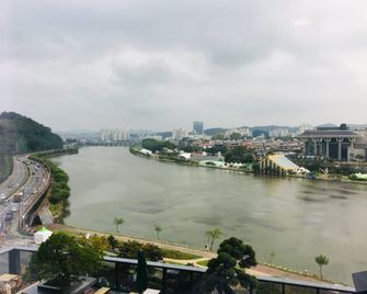 Hotel Dongbang - Jinju - Vista del exterior