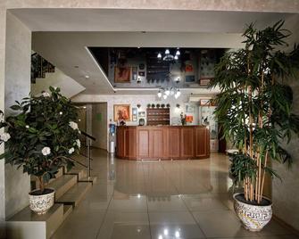 Grand Hotel - Tambov - Lobby
