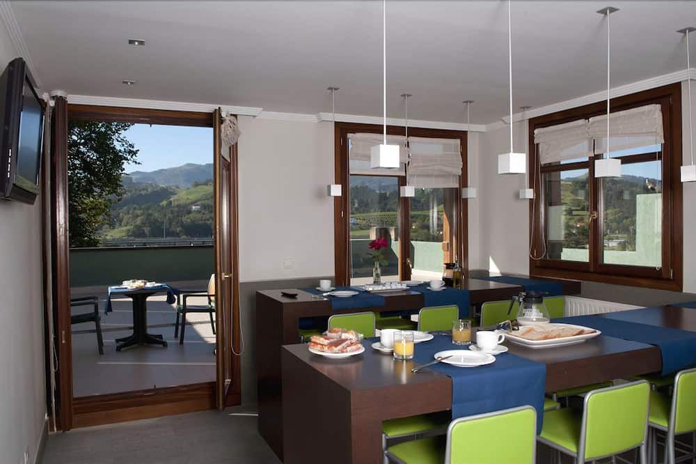 تالايميندي - Zarautz - غرفة طعام