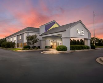 Spark by Hilton Bardstown - Bardstown - Budova