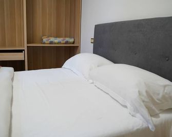 Boccadoro Rooms - Mozzecane - Bedroom