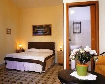 B&B Domus Gemi - Naples