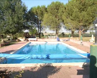 La Tour De Peres - Castéra-Verduzan - Pool
