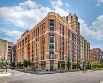 Cambria Hotel Rockville - Rockville - Building