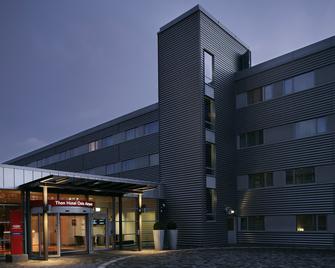Thon Hotel Oslo Airport - Gardermoen - Gebäude