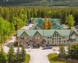Banff National Park Wood lodge - Harvie Heights - Building